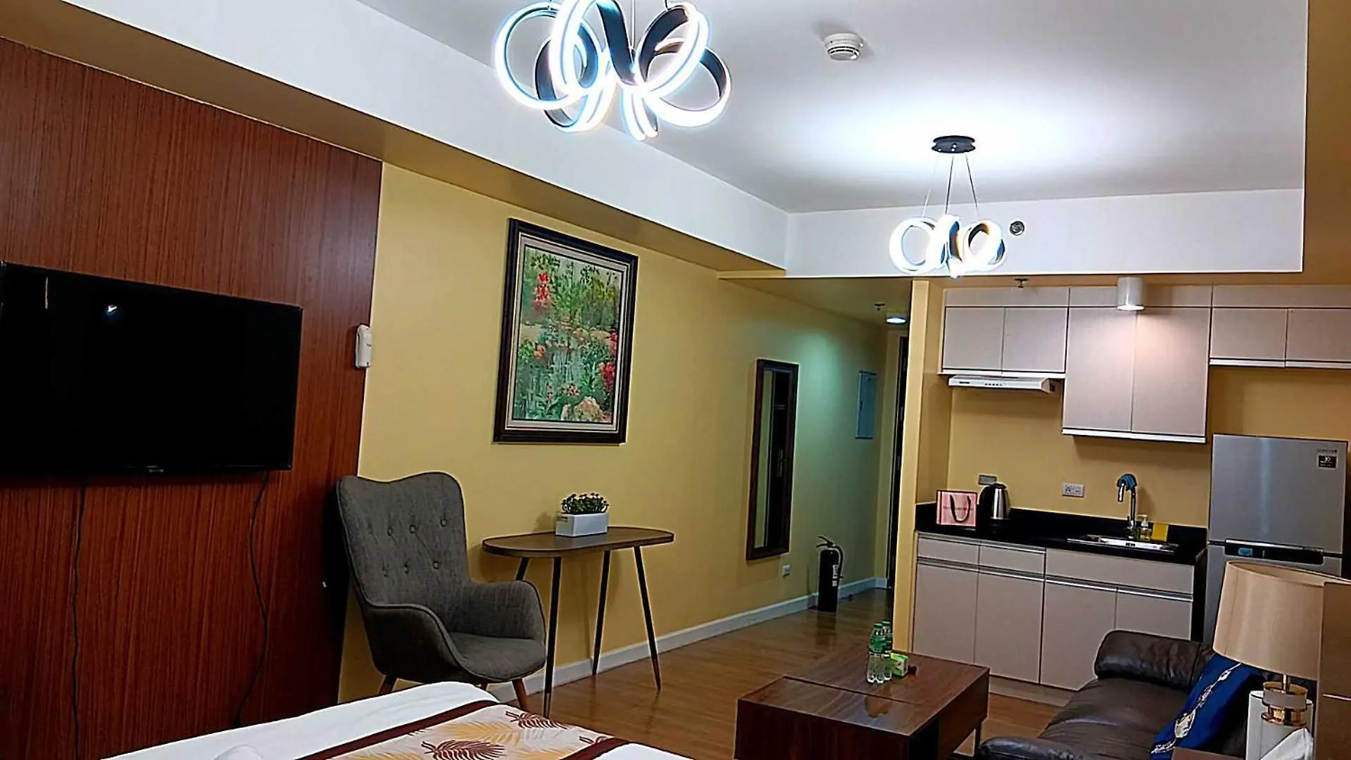 Apartahotel Davao Central Suites